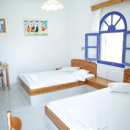 Hotel Perissa Agios Georgios (Santorini)