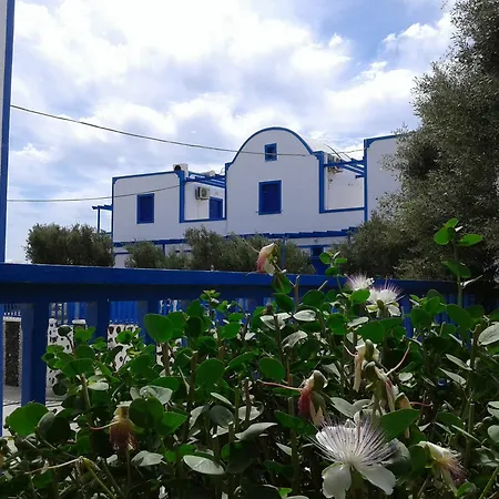 Perissa Hotel