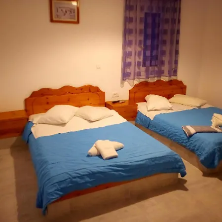 Hotel Perissa Agios Georgios (Santorini)